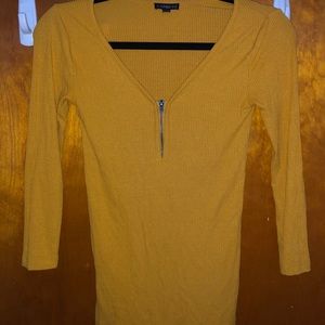 EXPRESS women’s yellow zip up shirt